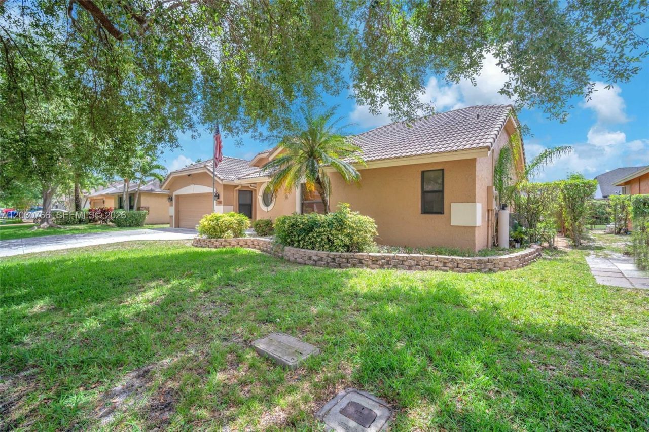5143 NW 42nd Ter, Coconut Creek, FL 33073 Photo