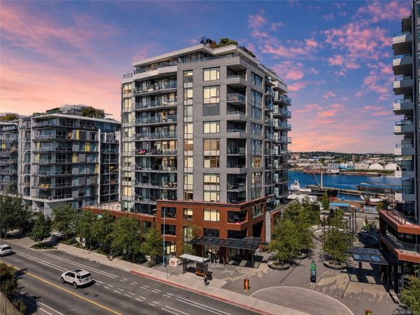 369 Tyee Rd, Unit #905, Victoria, BC V9A 0B6