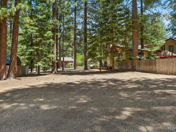 814 Julie Lane, South Lake Tahoe, CA 96150