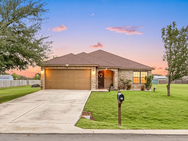 166 Kristen DR, Kyle, TX 78640