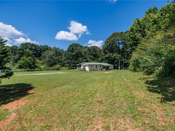 2140 Wilkie Road , Alpharetta, GA 30004
