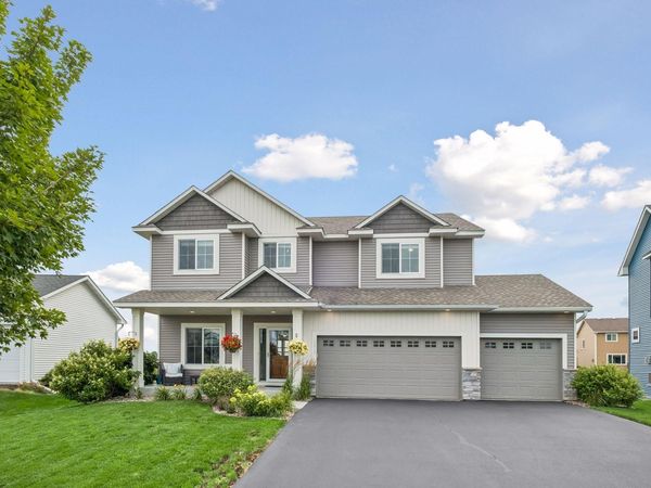 3212 Linden Lane N, Lake Elmo, MN 55042