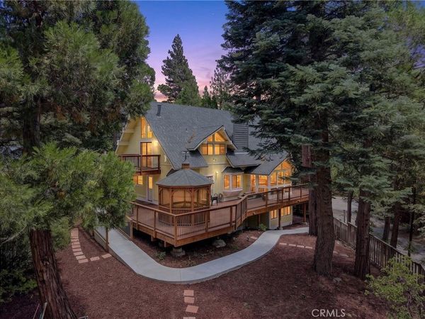 27427 Pinewood, Lake Arrowhead, CA 92317