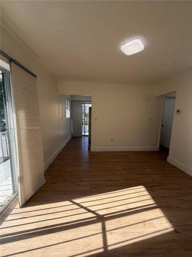 434 SW 6th St , Unit 6, Miami, FL 33130 Photo