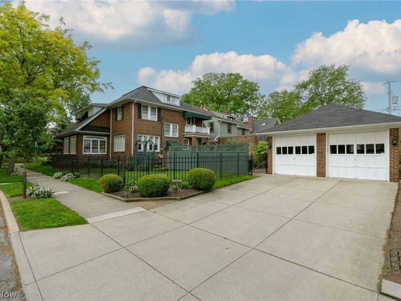 14914 Lake Avenue, Lakewood, OH 44107 Photo 40