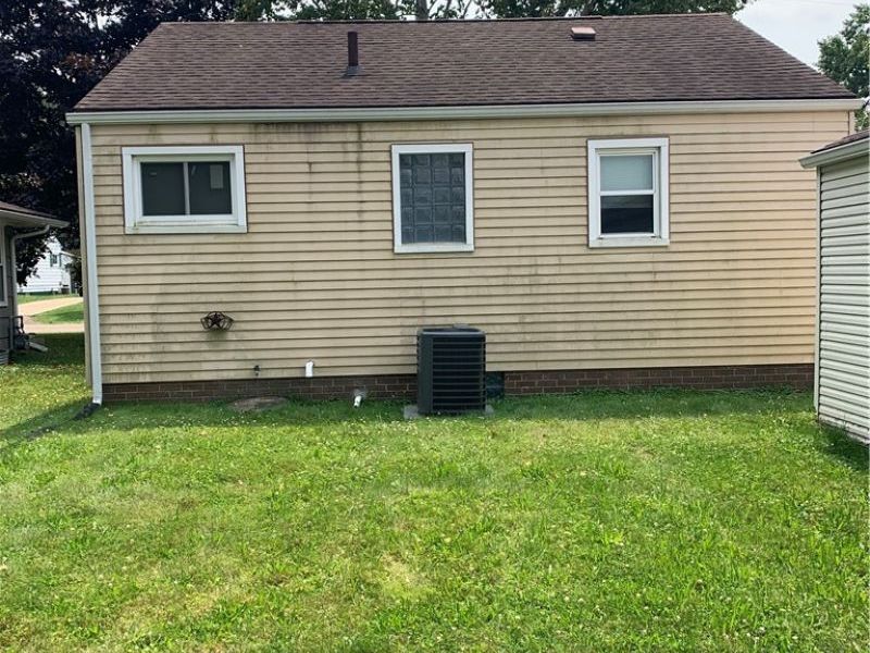 1017 Wellman Street, Louisville, OH 44641 Photo 4