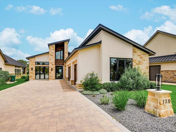 130 Azalea LOOP, Horseshoe Bay, TX 78657