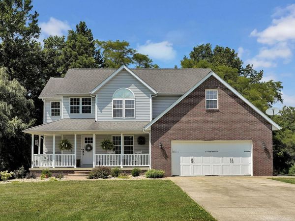 212 Maple Run Estates Blvd, Springville, IN 47462