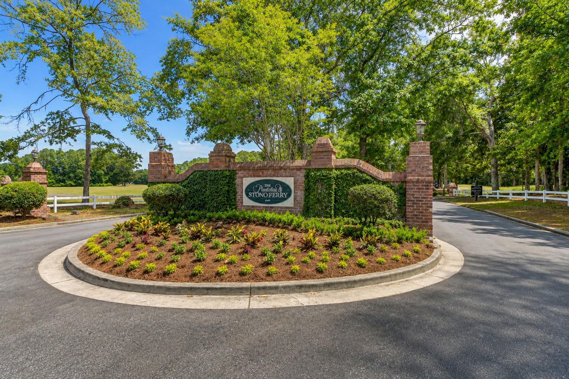 5353 Birdie Lane Photo 46