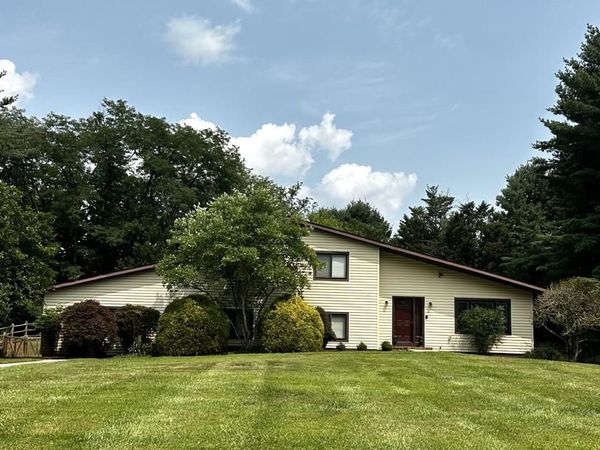 11 VALLEY GLEN COURT, REISTERSTOWN, MD 21136