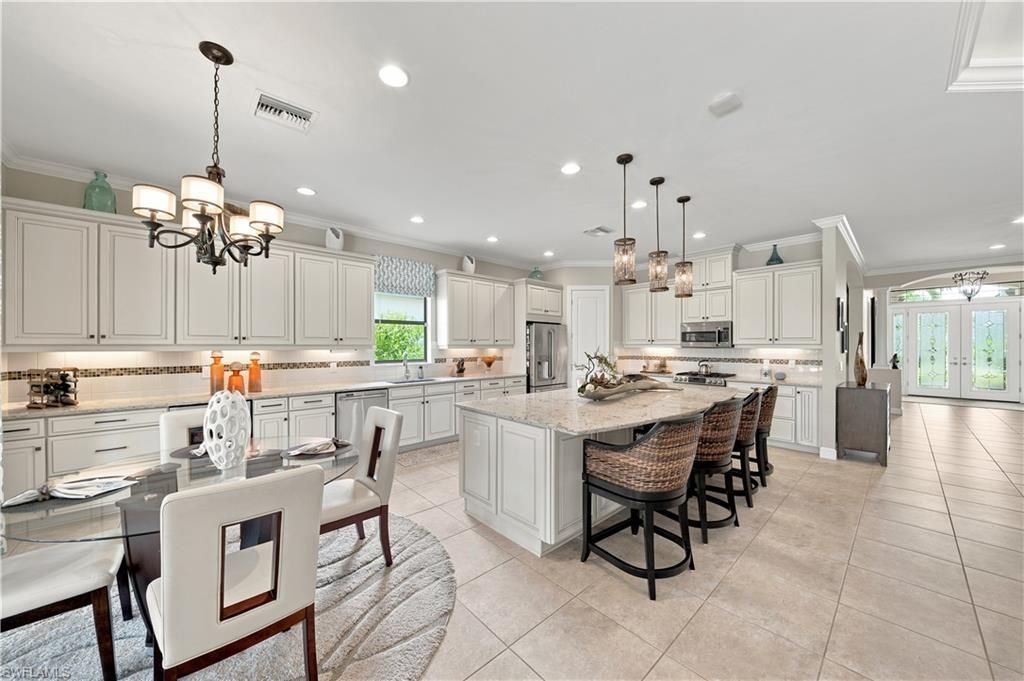 9256 Rialto Ln, Naples, FL 34119 Photo