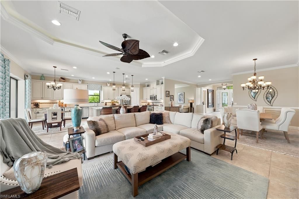 9256 Rialto Ln, Naples, FL 34119 Photo