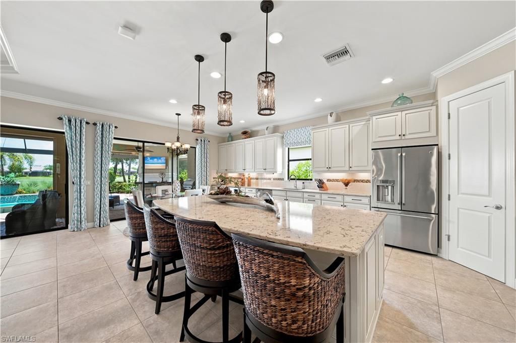 9256 Rialto Ln, Naples, FL 34119 Photo