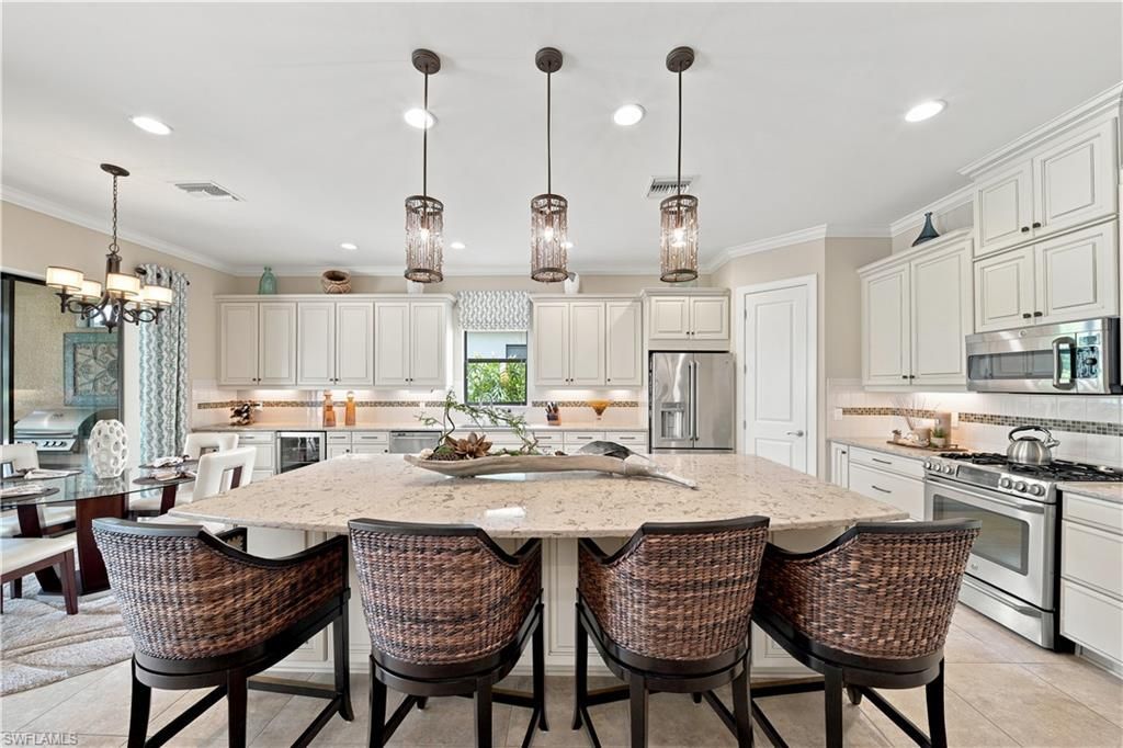 9256 Rialto Ln, Naples, FL 34119 Photo