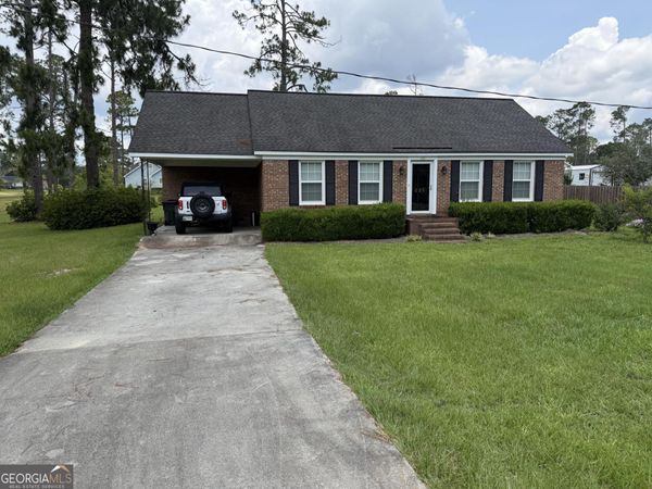 828 W Moring Street, Swainsboro, GA 30401