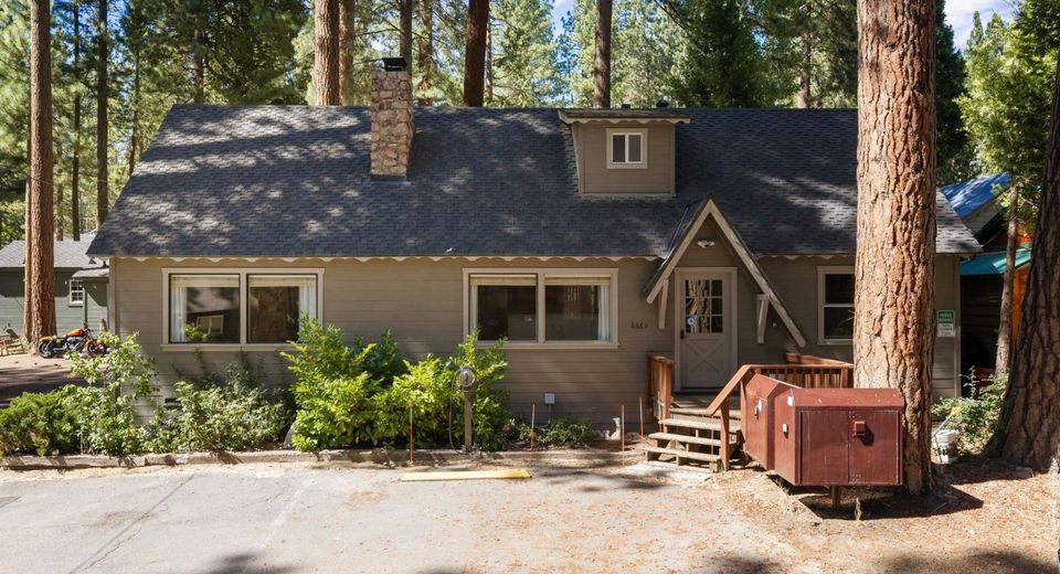 8689 Rainbow Avenue , Kings Beach, CA 96143 Photo