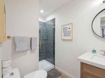 8689 Rainbow Avenue , Kings Beach, CA 96143 Photo
