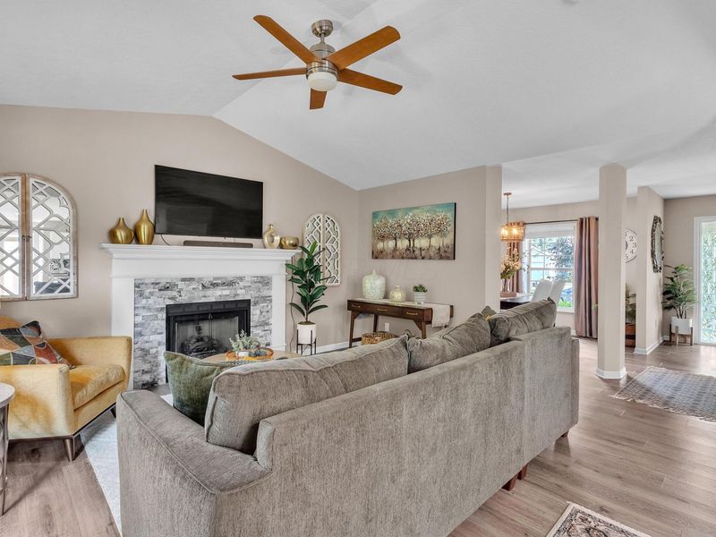 231 Stonemast Loop, Pataskala, OH 43062 Photo 8