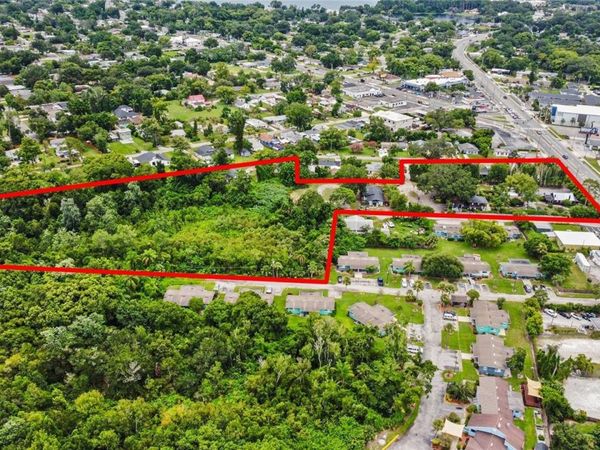 4421 EDGEWATER DRIVE , ORLANDO, FL 32804
