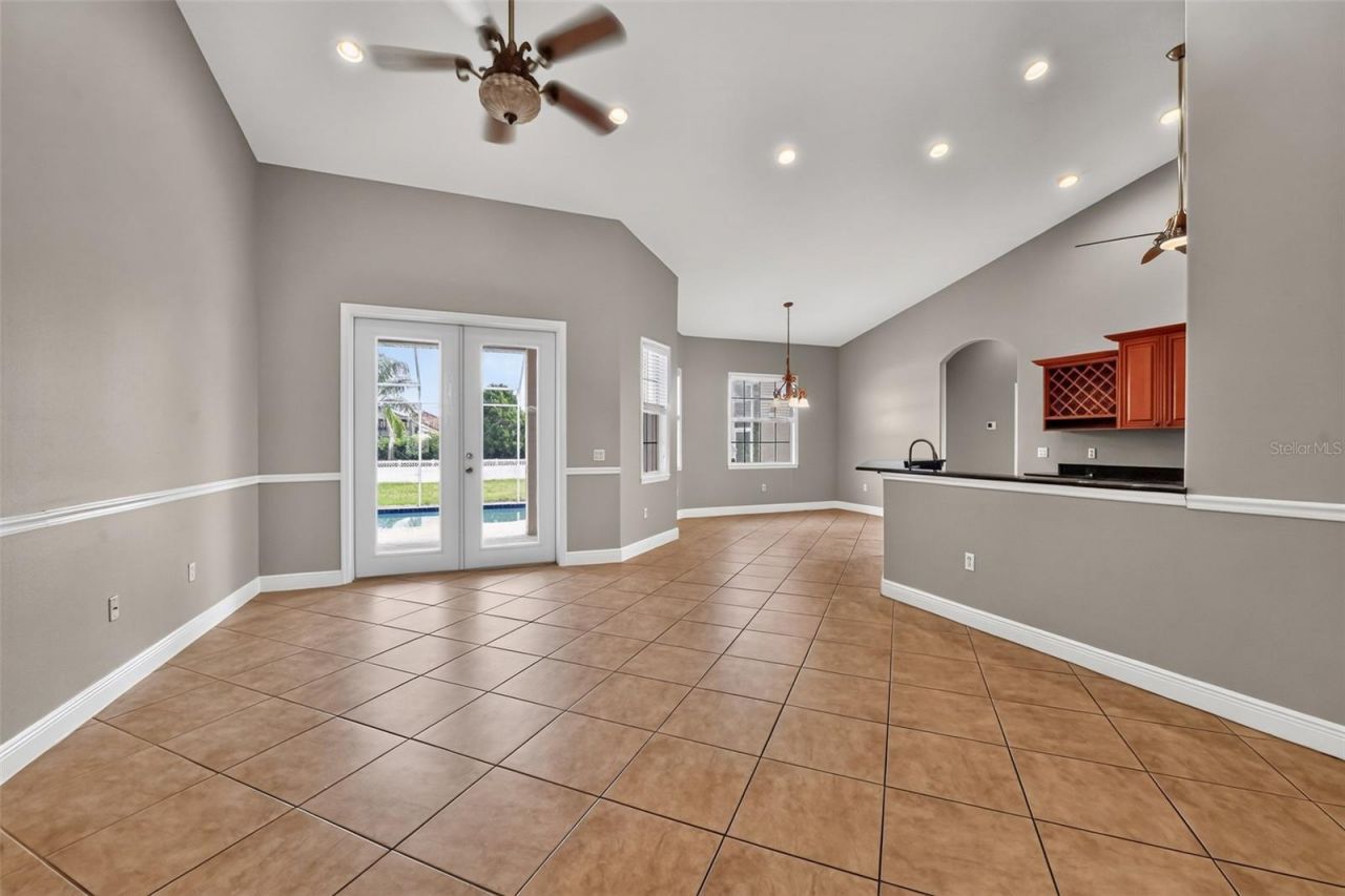 16323 Upper Manatee River Road, Bradenton, FL 34212 Photo