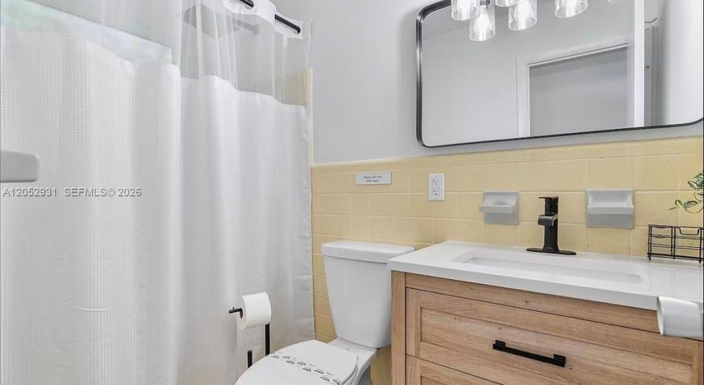 333 Palm St , Hollywood, FL 33019 Photo