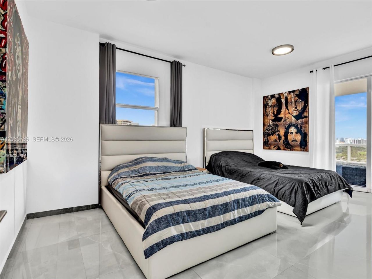 3731 N Country Club Dr, Unit PH-24, Aventura, FL 33180 Photo