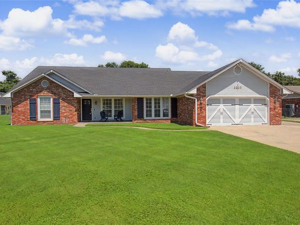 3210 Cromwell Street , Muskogee, OK 74403