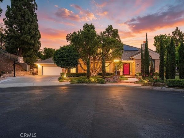 27880 Mount Whitney, Yorba Linda, CA 92887