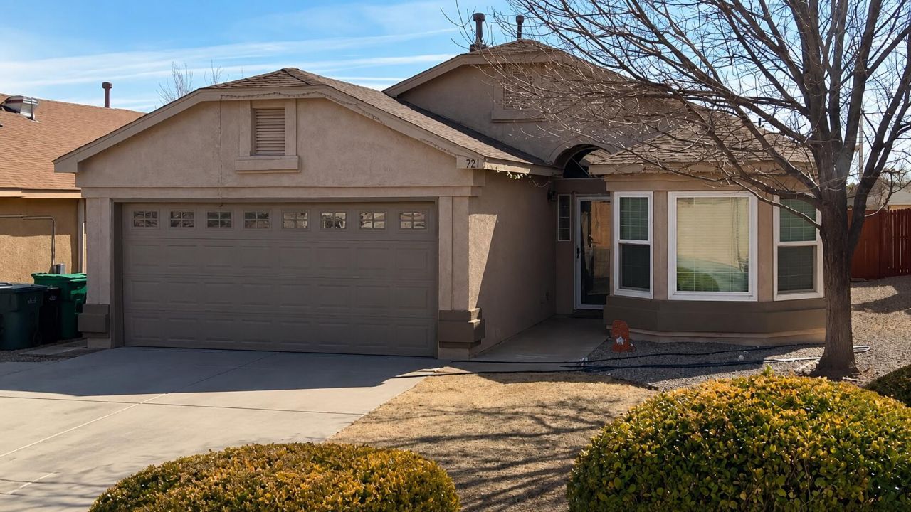 724 Autumn Meadows Drive Ne, Rio Rancho, NM 87144 Main Photo