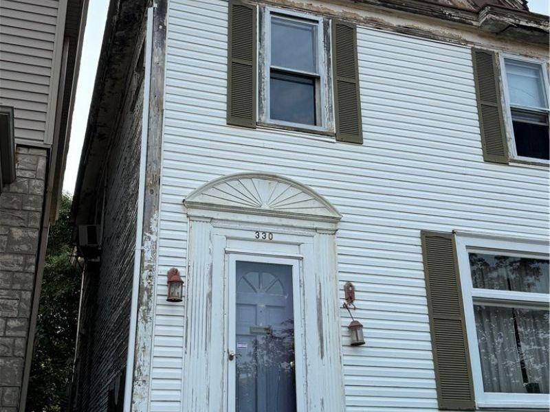 330 Vine Street, East Liverpool, OH 43920 Photo 2
