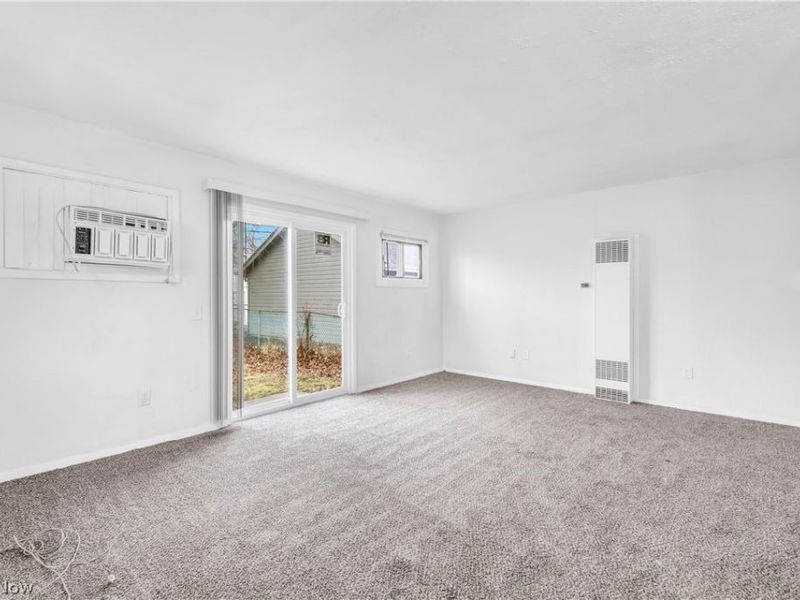 27151 Farringdon Avenue, Euclid, OH 44132 Photo 12