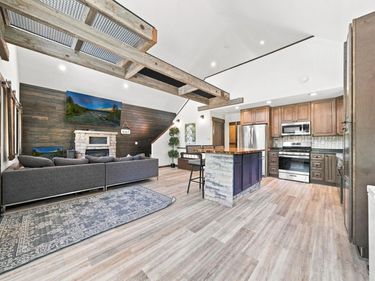 6685 Fairfax Way, Faribault, MN 55021