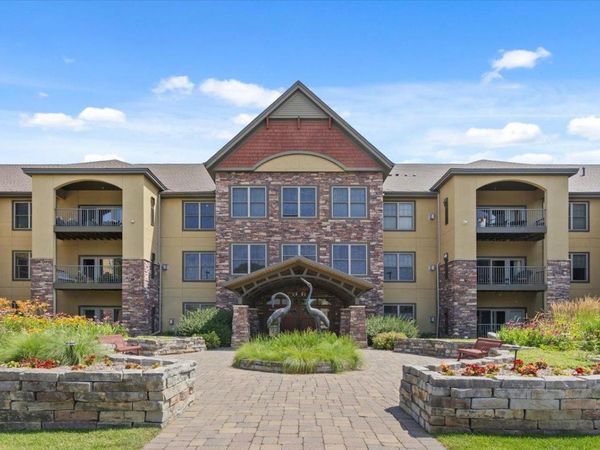 1940 Fulham Street, Unit 207, Roseville, MN 55113
