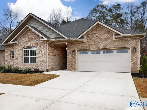9536 Abington Cove Boulevard, Madison, AL 35757