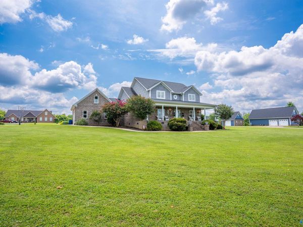 34 Ivy Lane, Rainsville, AL 35986