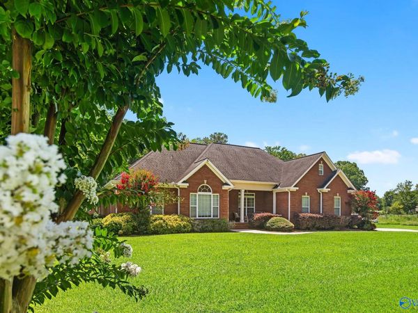 92 Garmon Road, Gadsden, AL 35901