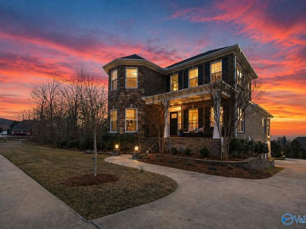 2821 Talon Circle, Huntsville, AL 35811