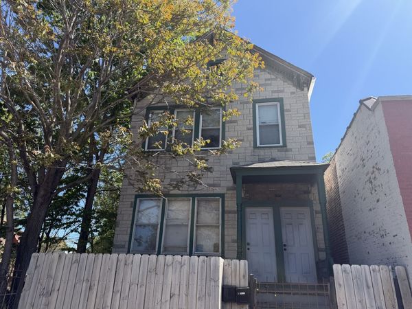321 W 47th Street , Chicago, IL 60609