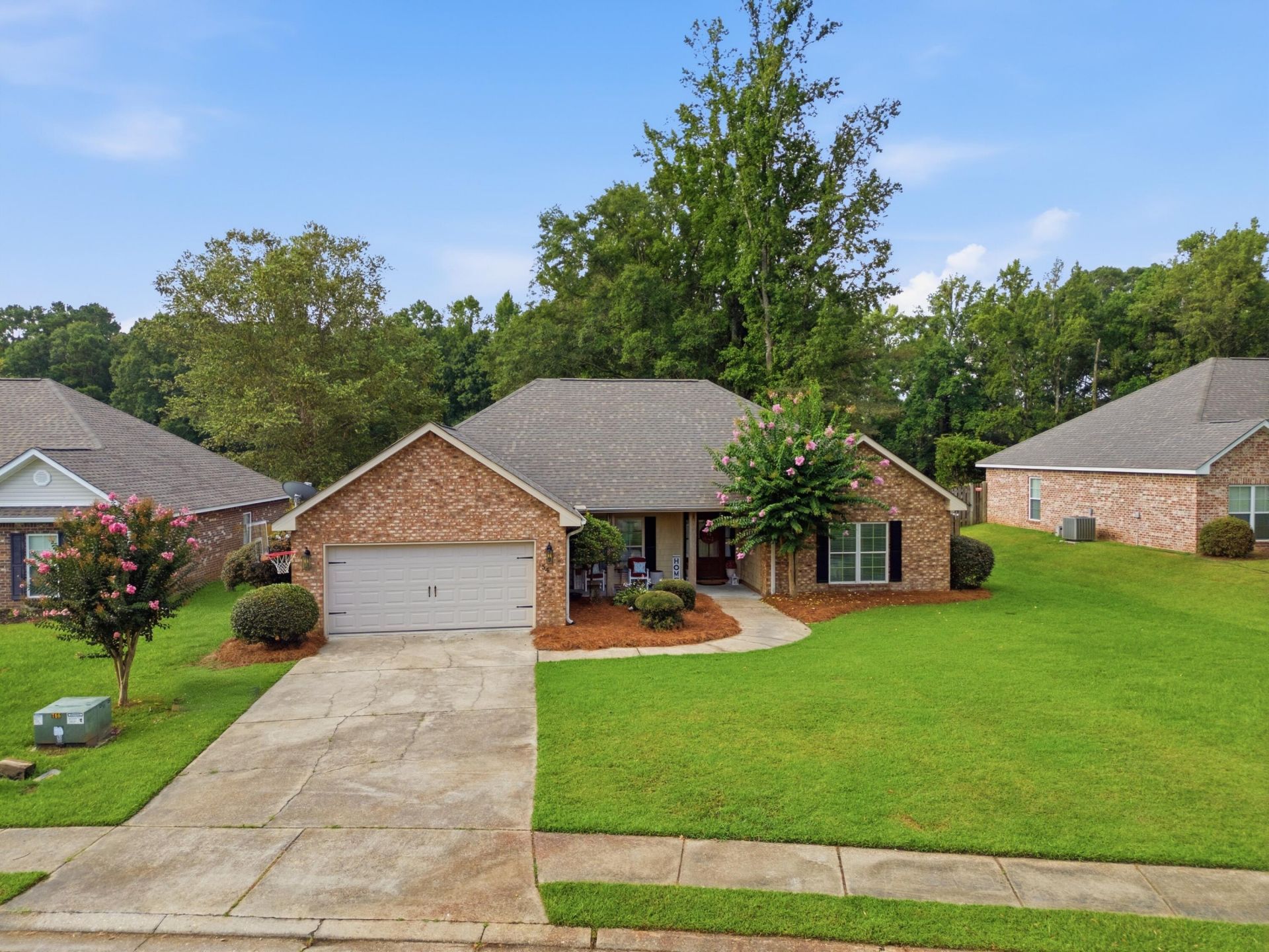 54 Joshbury, Laurel, MS 39443 Main Photo