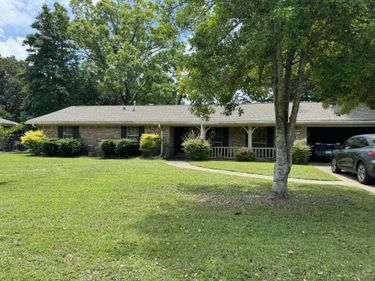 2908 Prince George, Hattiesburg, MS 39402