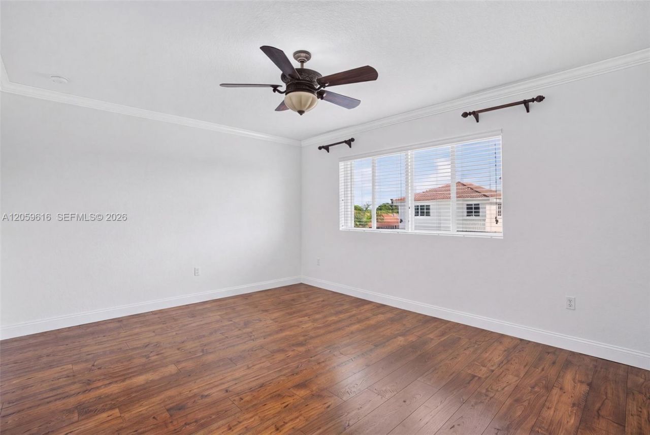 8961 SW 215th Ter, Cutler Bay, FL 33189 Photo