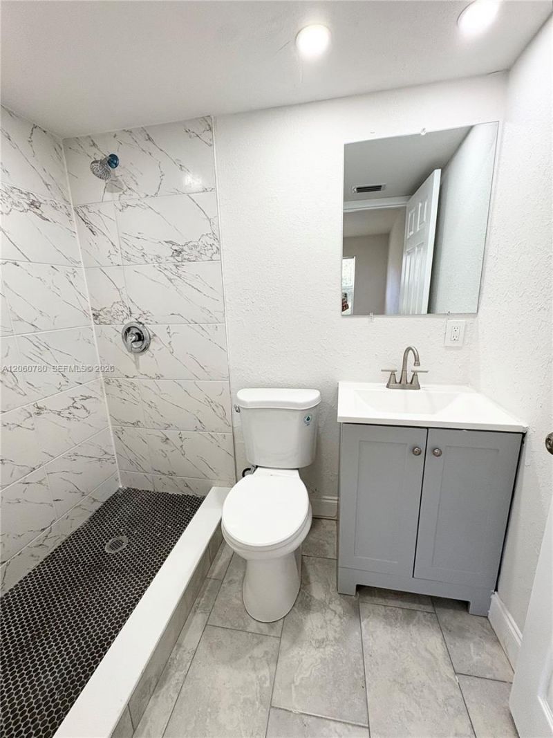 4119 Woodside Dr, Unit 2, Coral Springs, FL 33065 Photo
