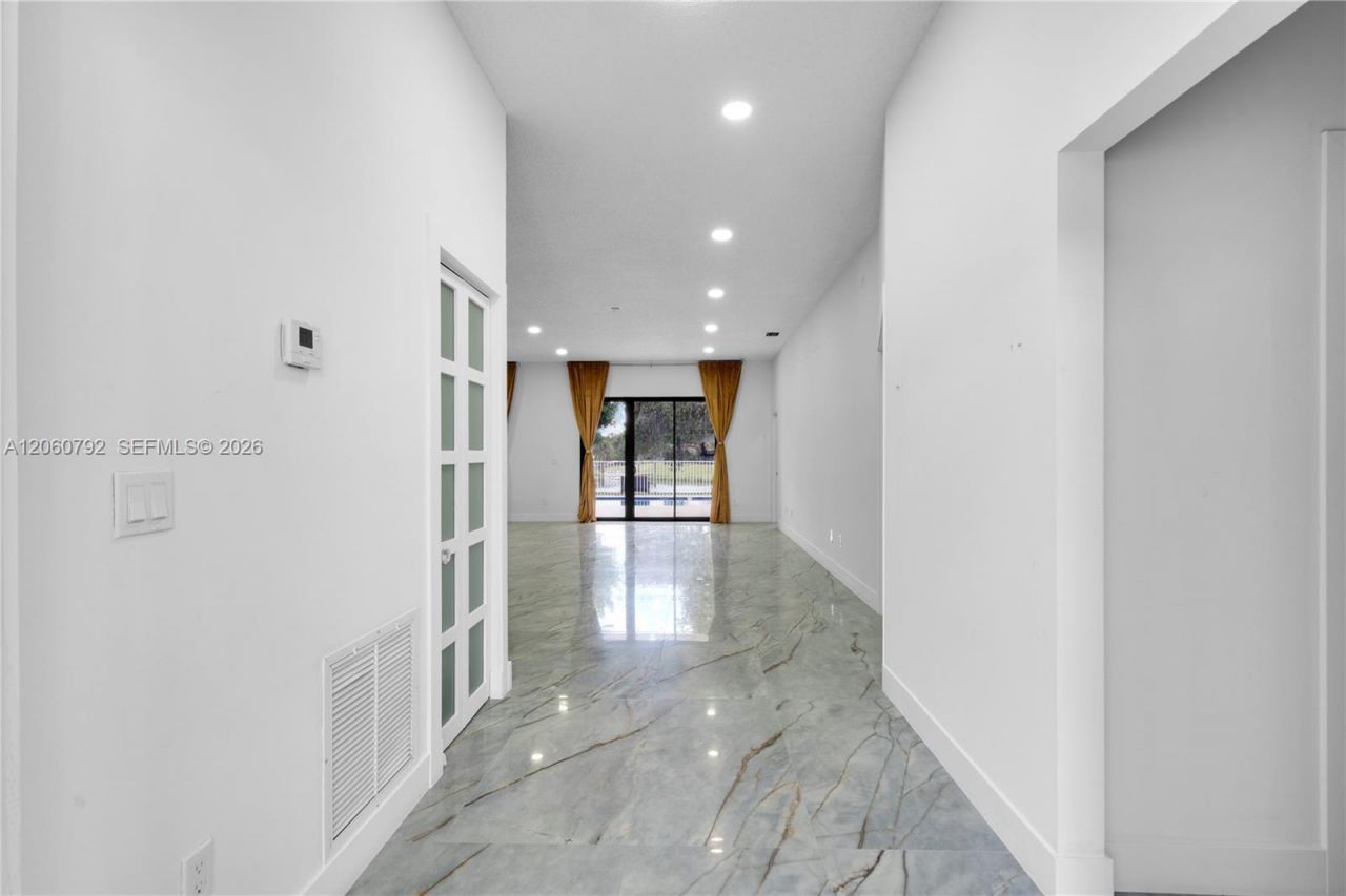 758 Lake Wellington Dr, Wellington, FL 33414 Photo
