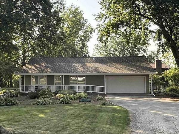 602 N Center Street, LENA, IL 61048