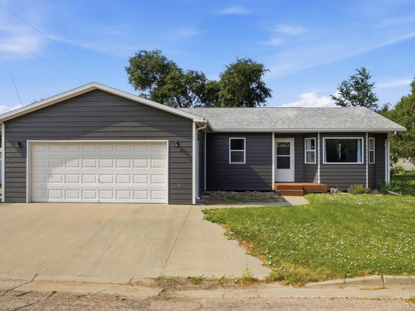 216 7TH AVE, Wall, SD 57790