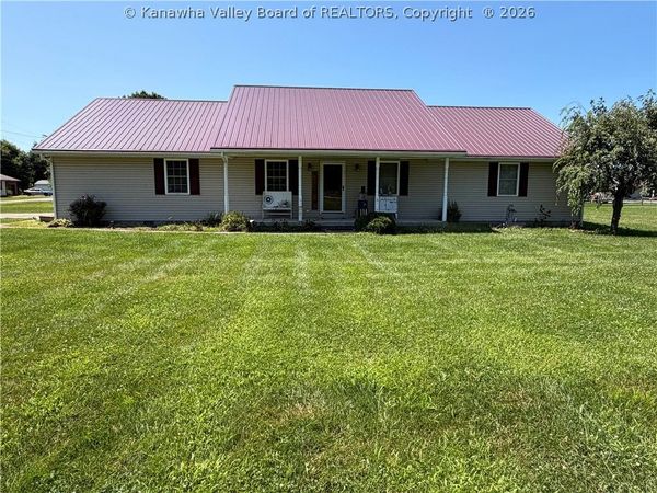 58 Valley Brook Drive, West Columbia, WV 25287