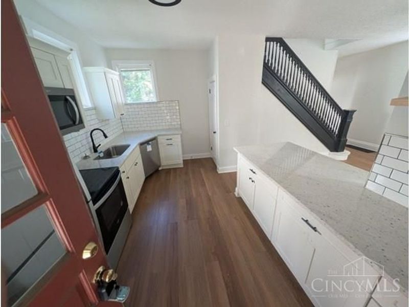 785 Delta Avenue, Cincinnati, OH 45226 Photo 2