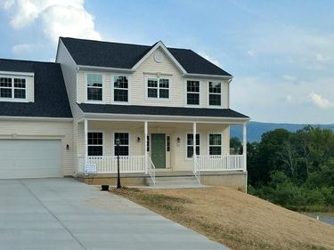 233 KANTER DRIVE , STRASBURG, VA 22657