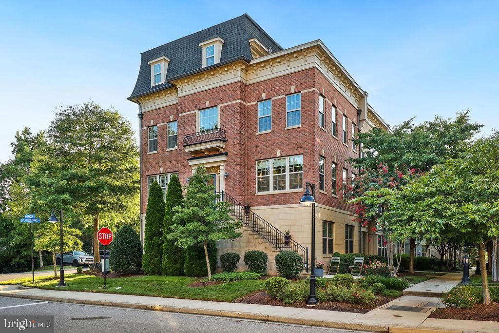 622 OVERLOOK PARK DRIVE, OXON HILL, MD 20745
