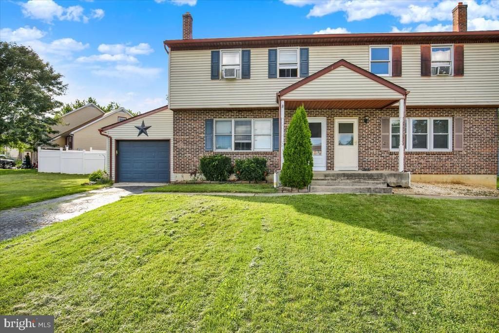 403 GRANT AVENUE, LEESPORT, PA 19533